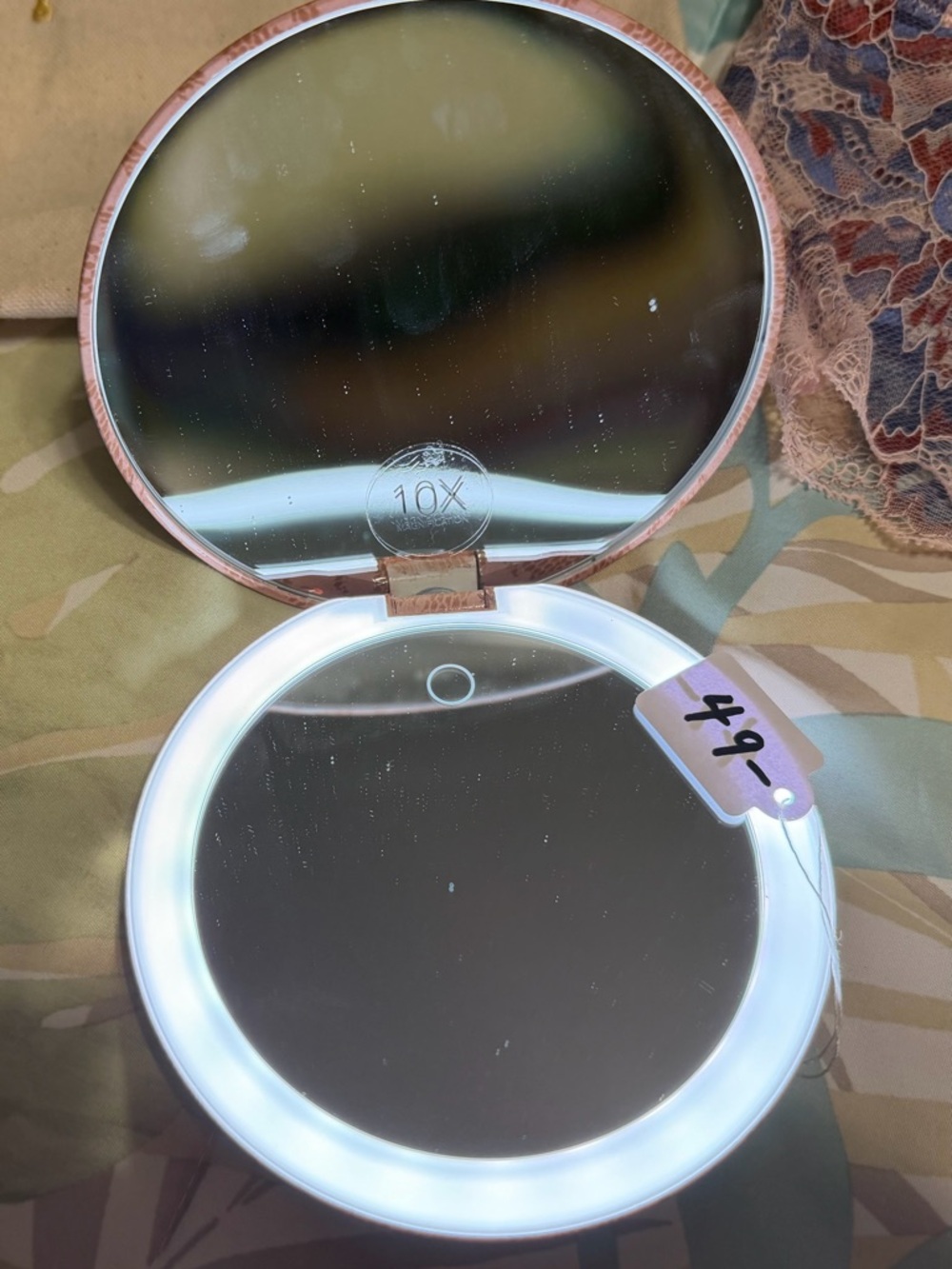 Lighted Round Compact Mirror - Rose Gold